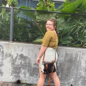 Meet your Posher, Jazmine